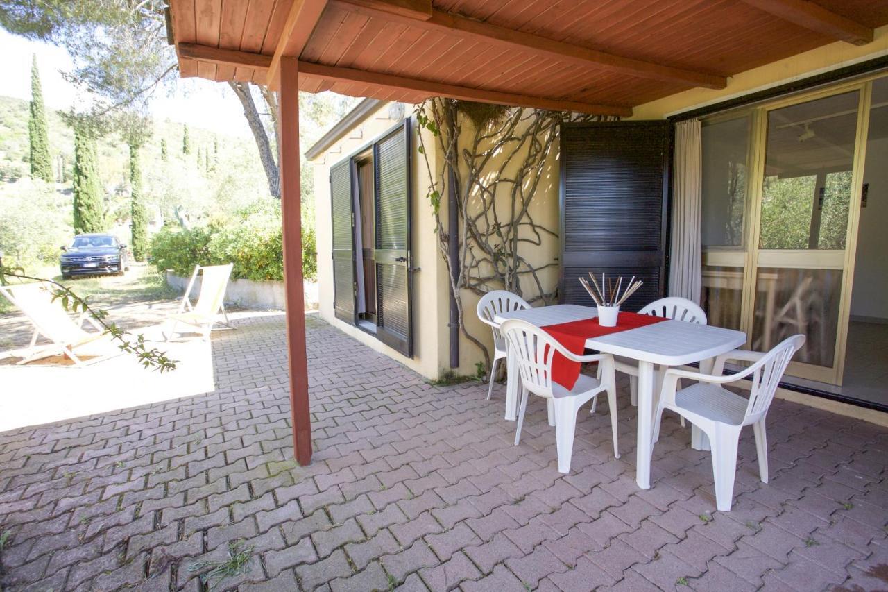 Villa Conti Residence Lacona Habitación foto
